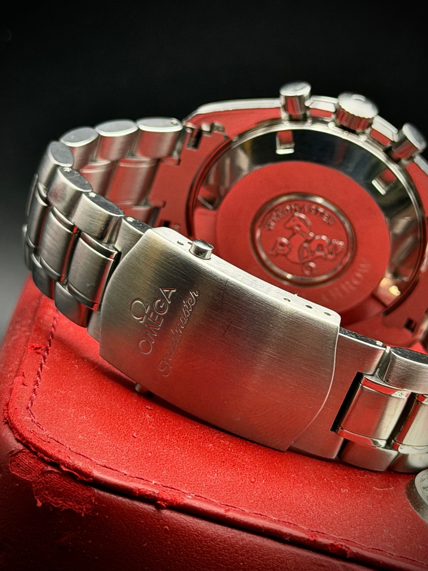 Omega Broad Arrow