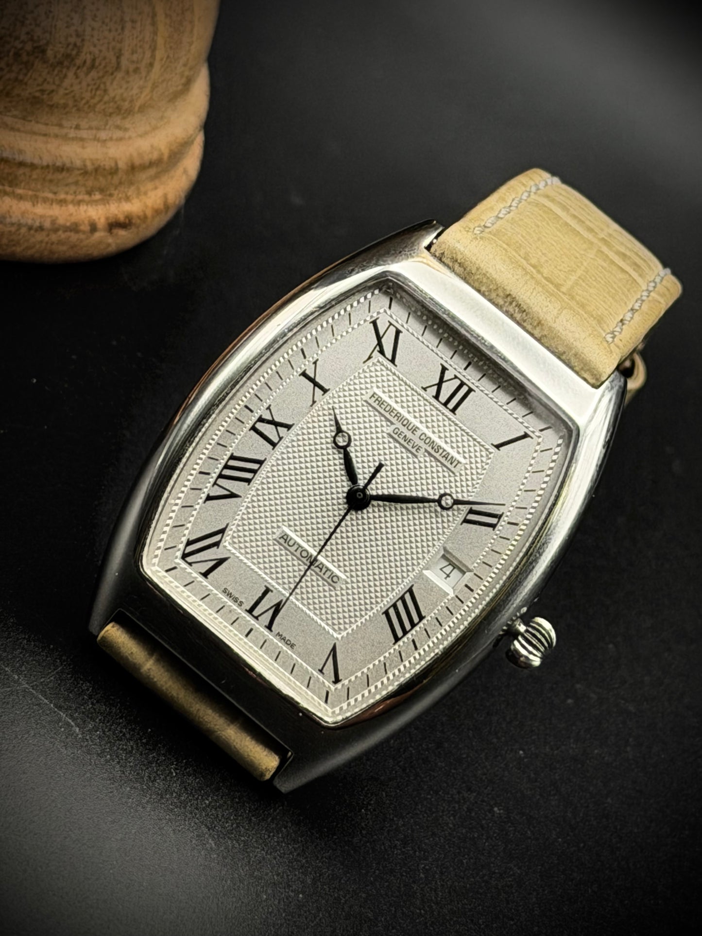 Frederique Constant Carrée