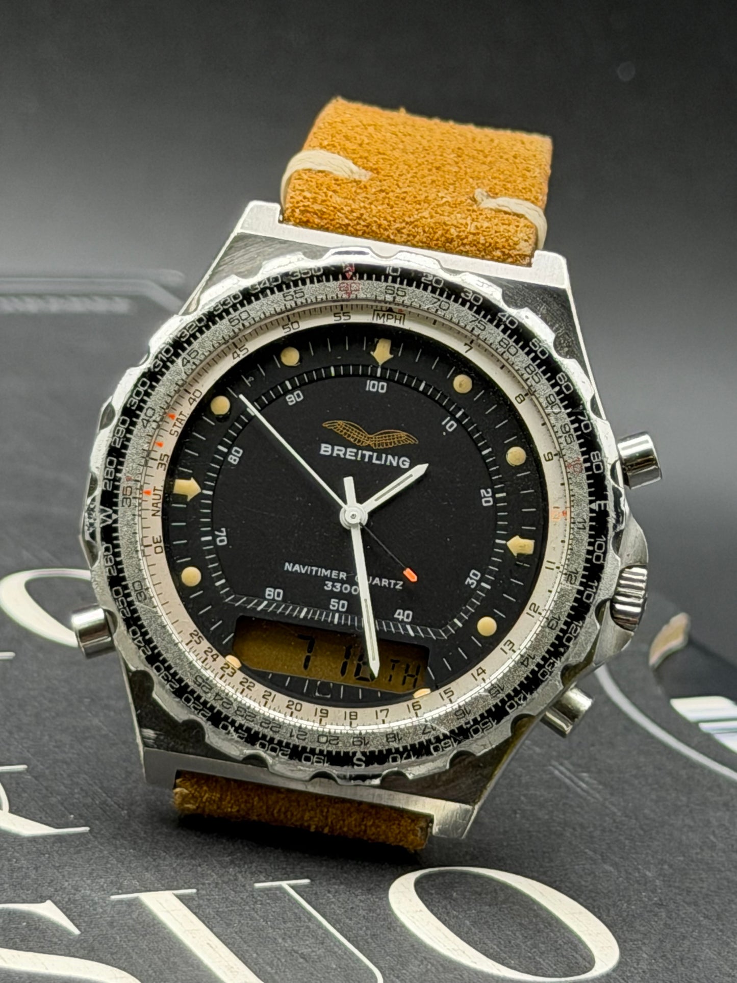 Breitling Navitimer
