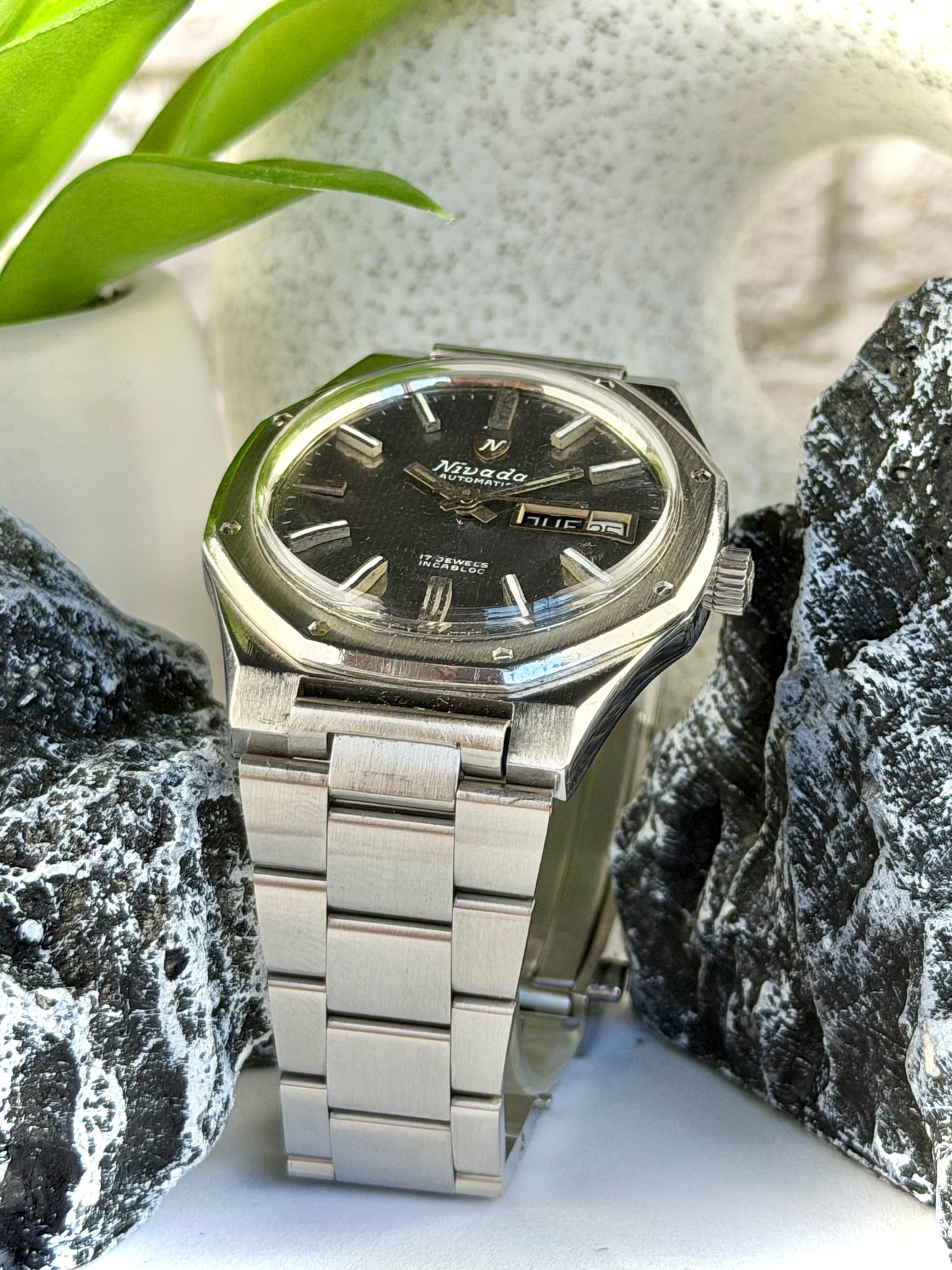 Nivada F77 (Vintage)