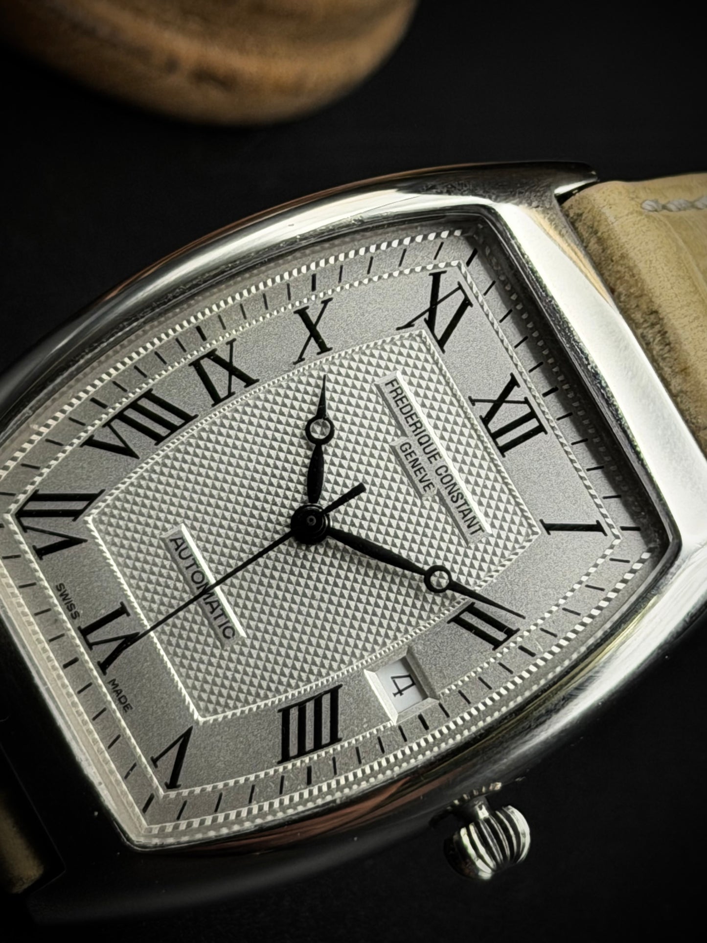 Frederique Constant Carrée