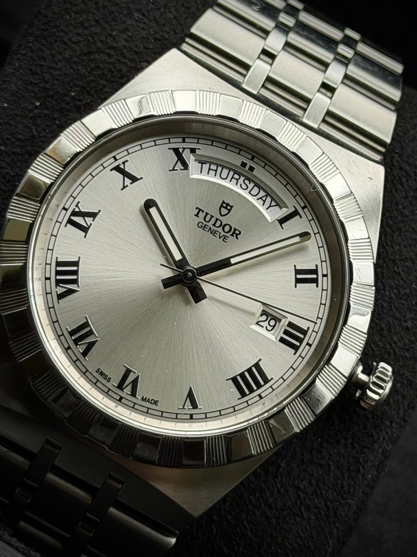 Tudor Royal day date