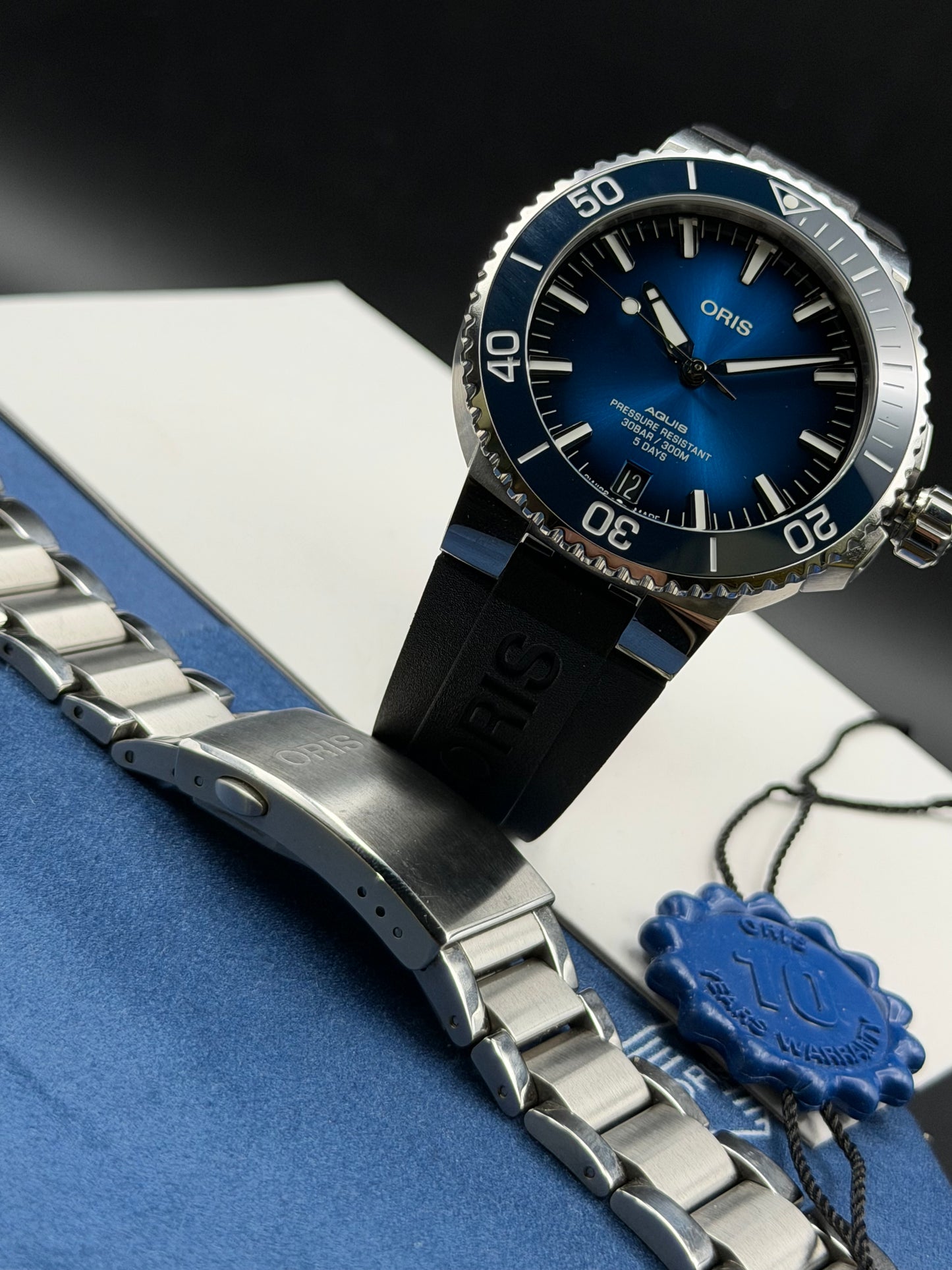 Oris Aquis Date 43.5 Calibre 400