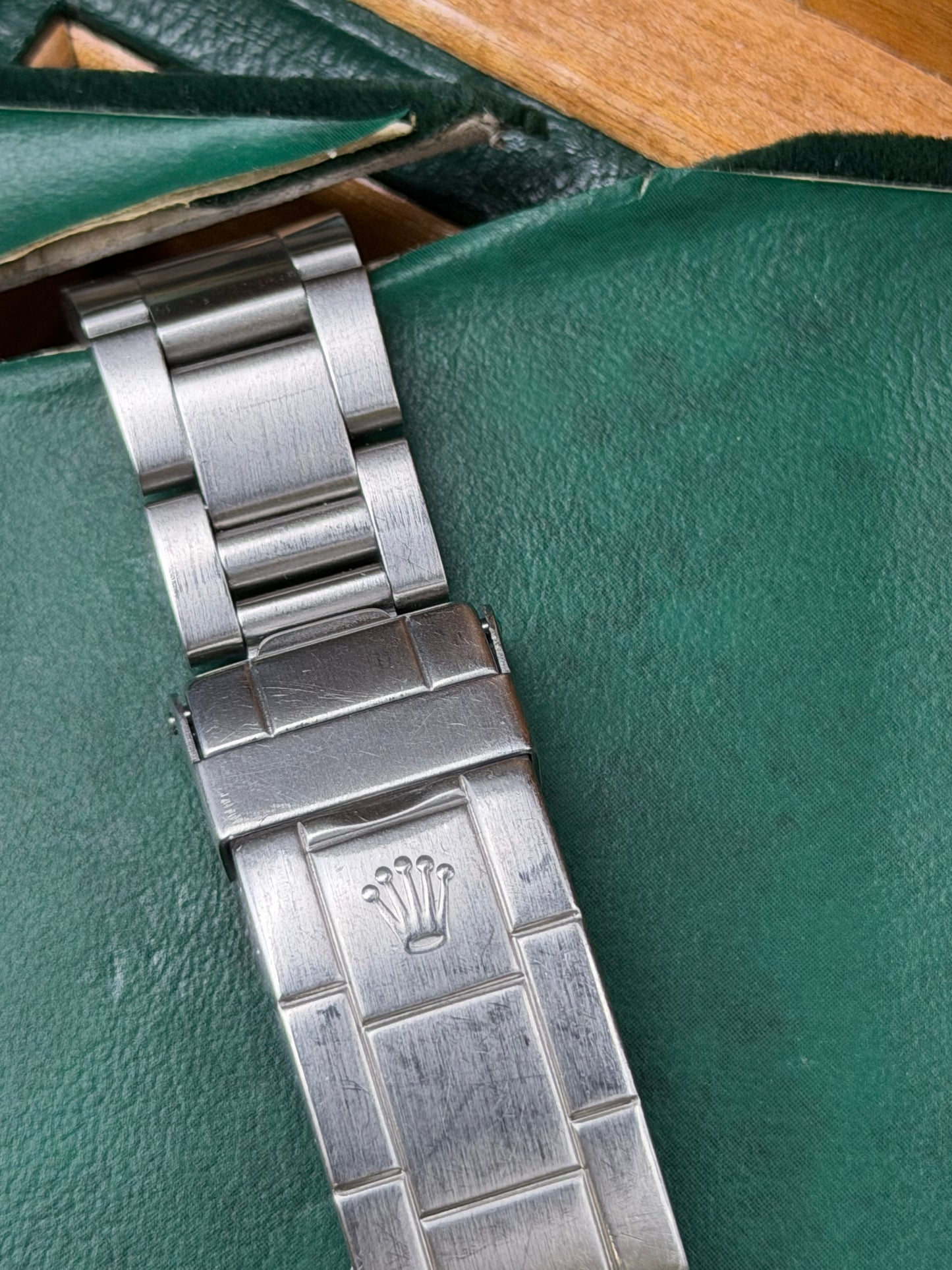 Rolex Submariner 16800