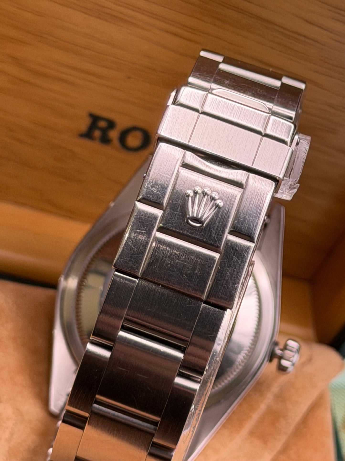 Rolex Explorer I 114270