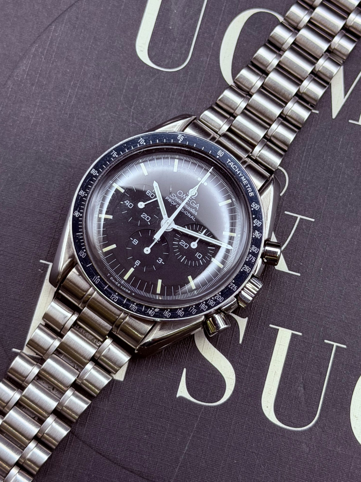 Omega Speedmaster 145.022 blu bezel