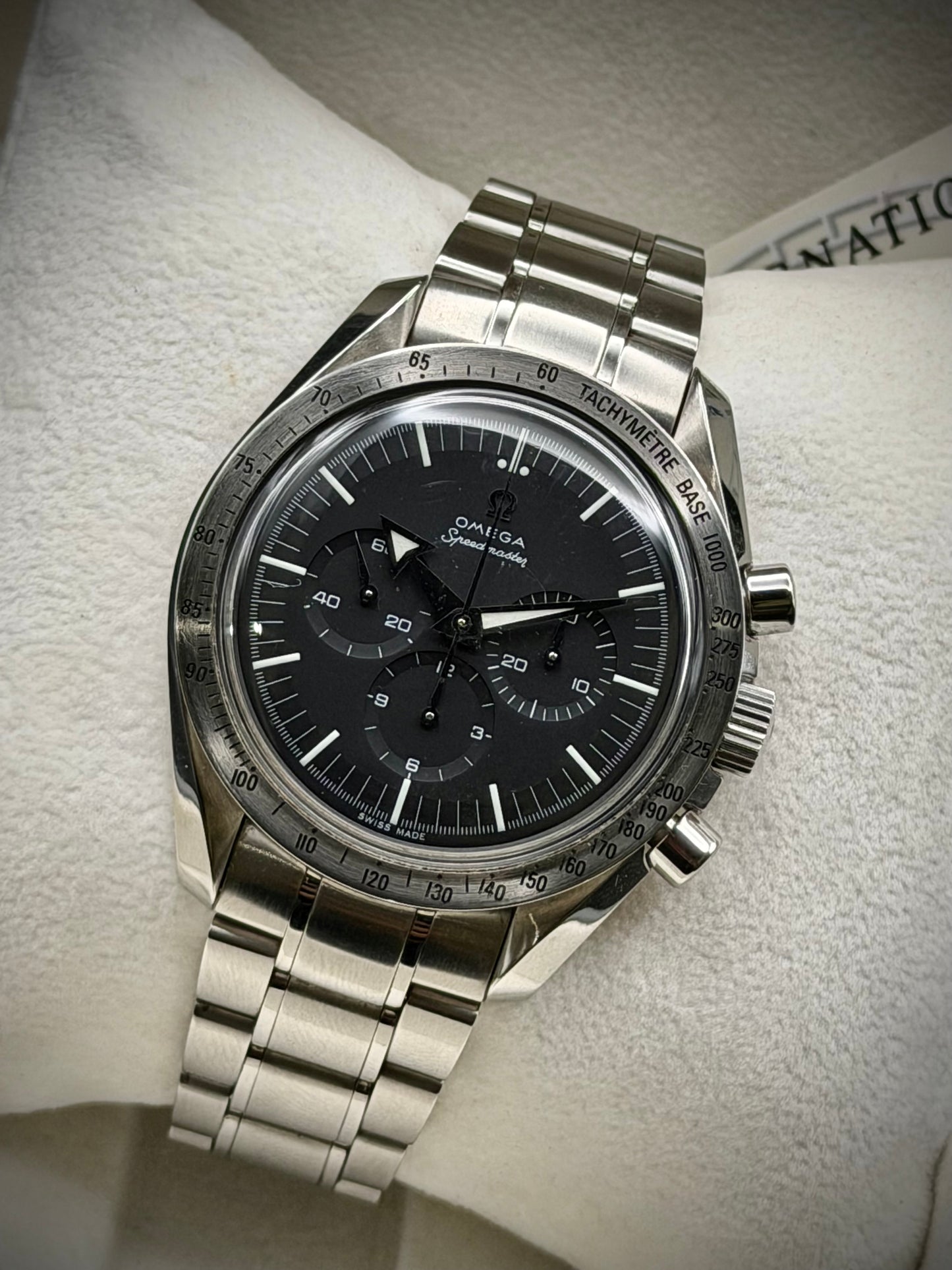 Omega Broad Arrow