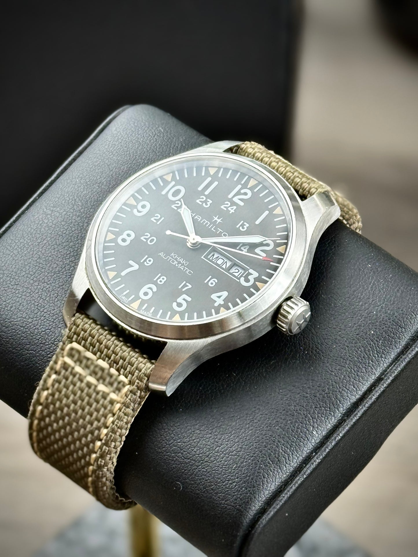 Hamilton Khaki Field Day Date