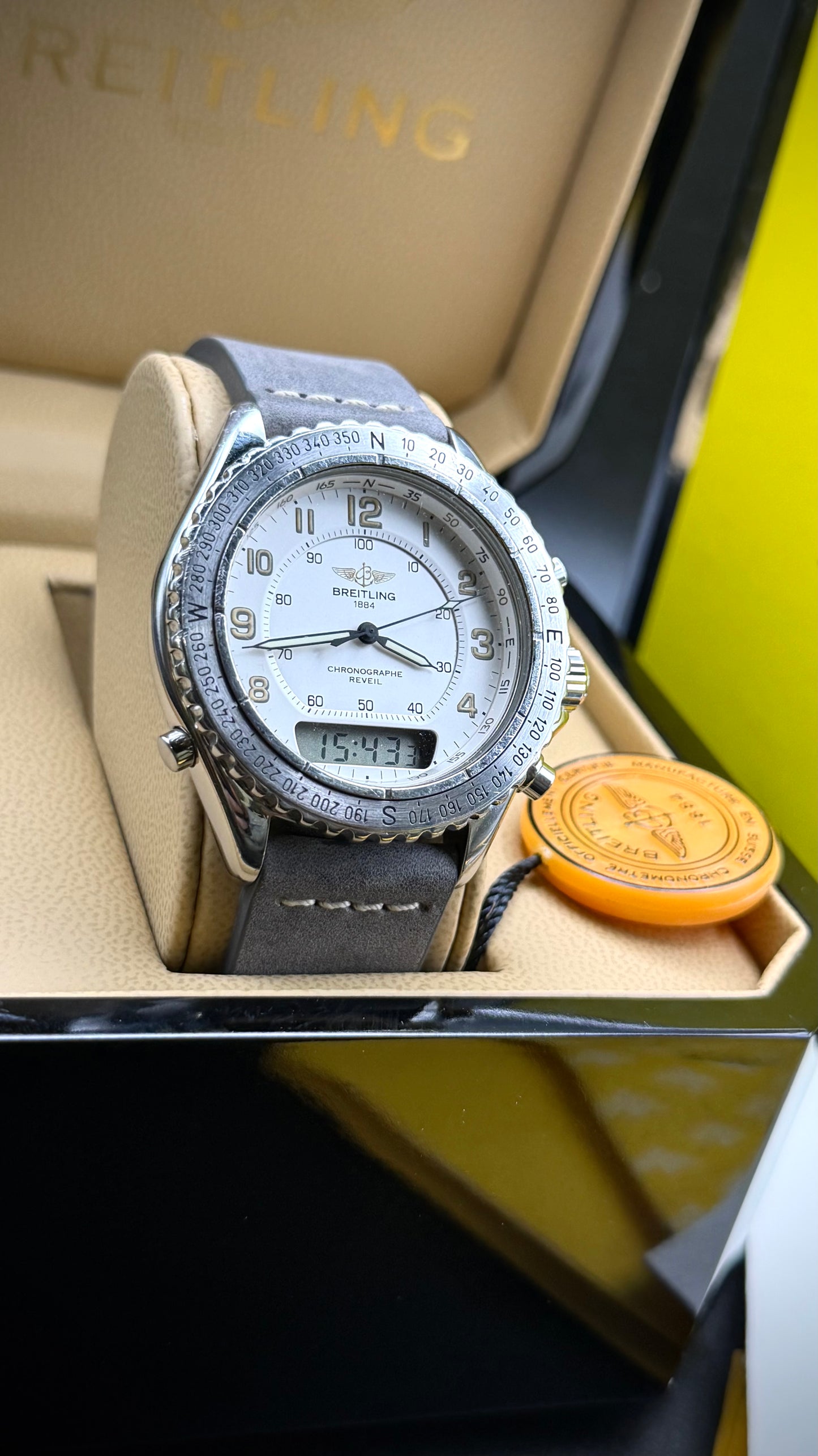 Breitling Navitimer Pluton