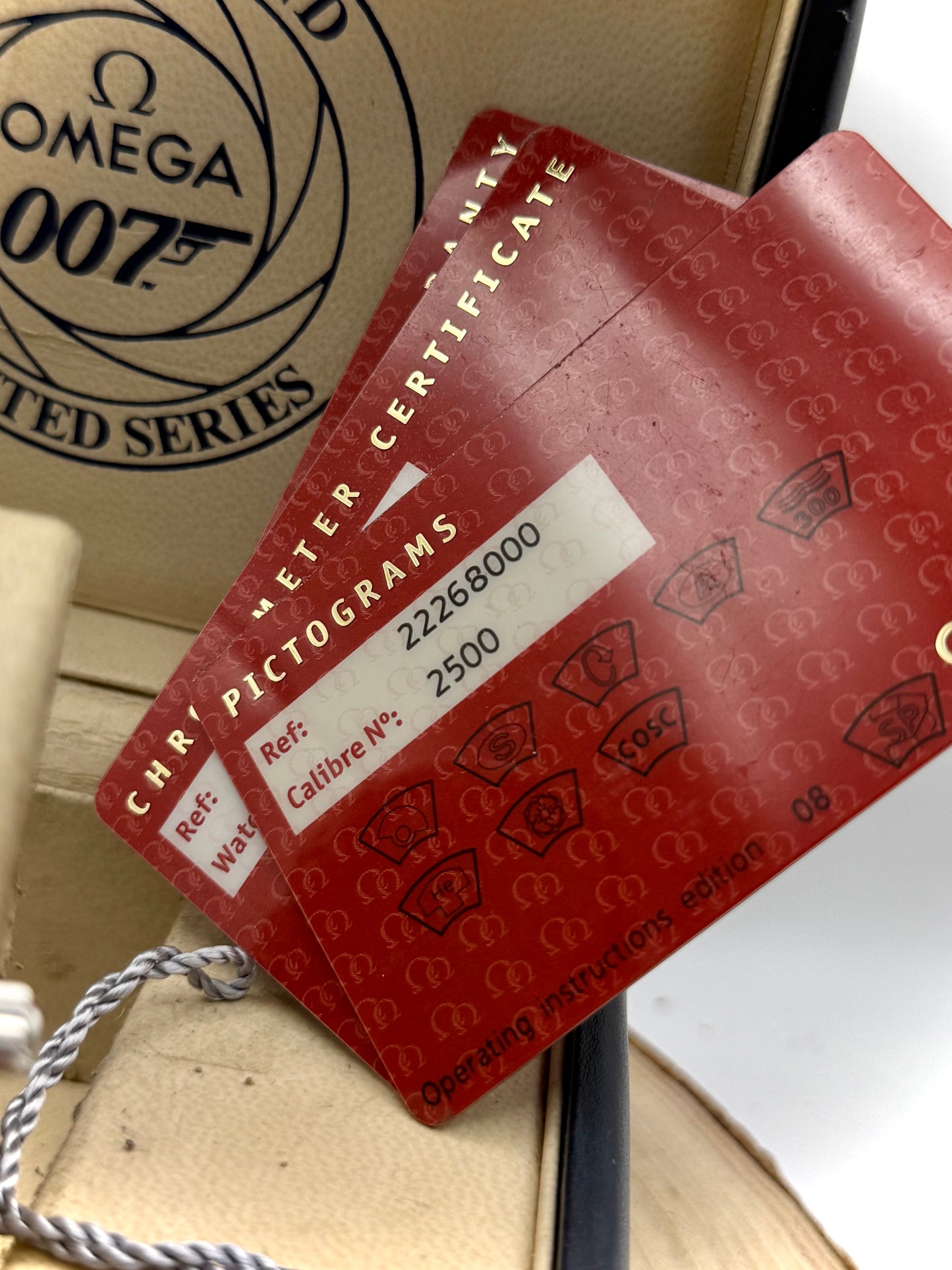 Omega Seamaster James Bond