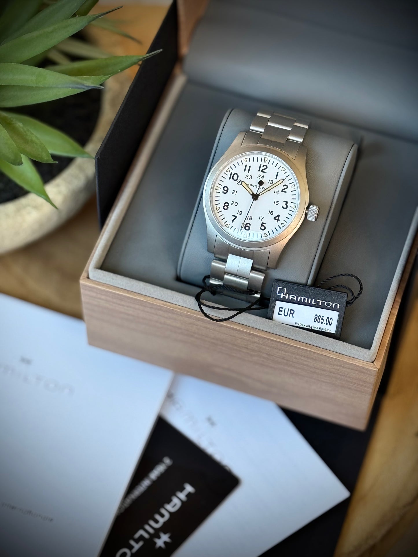 Hamilton Khaki Field 42 mm
