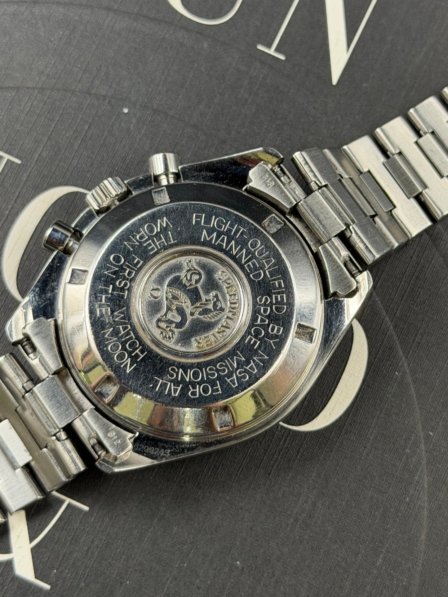 Omega Speedmaster 145.022 blu bezel