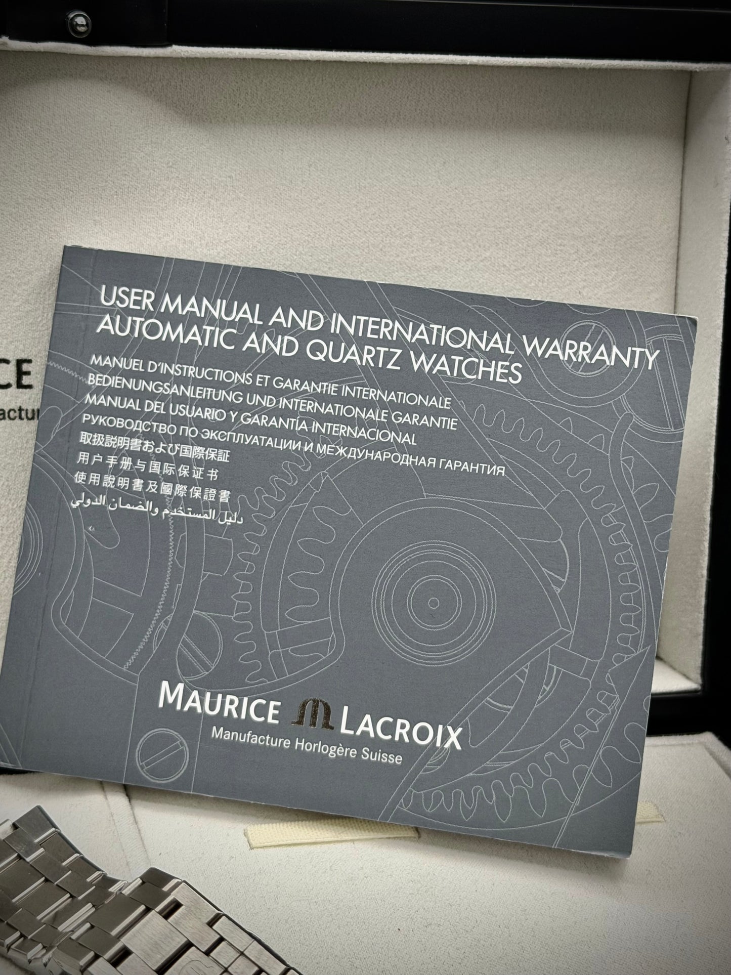 Maurice Lacroix Aikon 39 mm