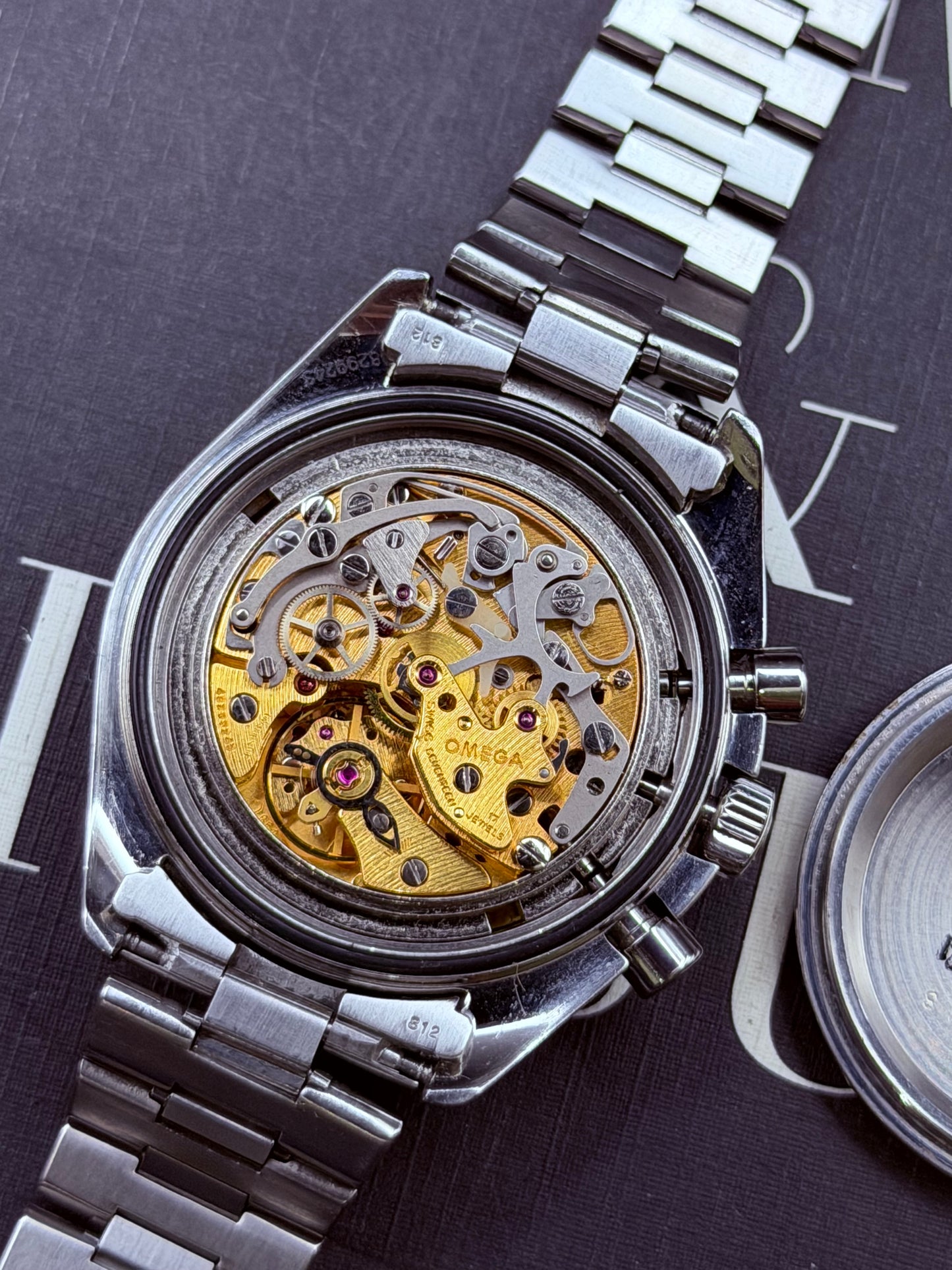 Omega Speedmaster 145.022 blu bezel