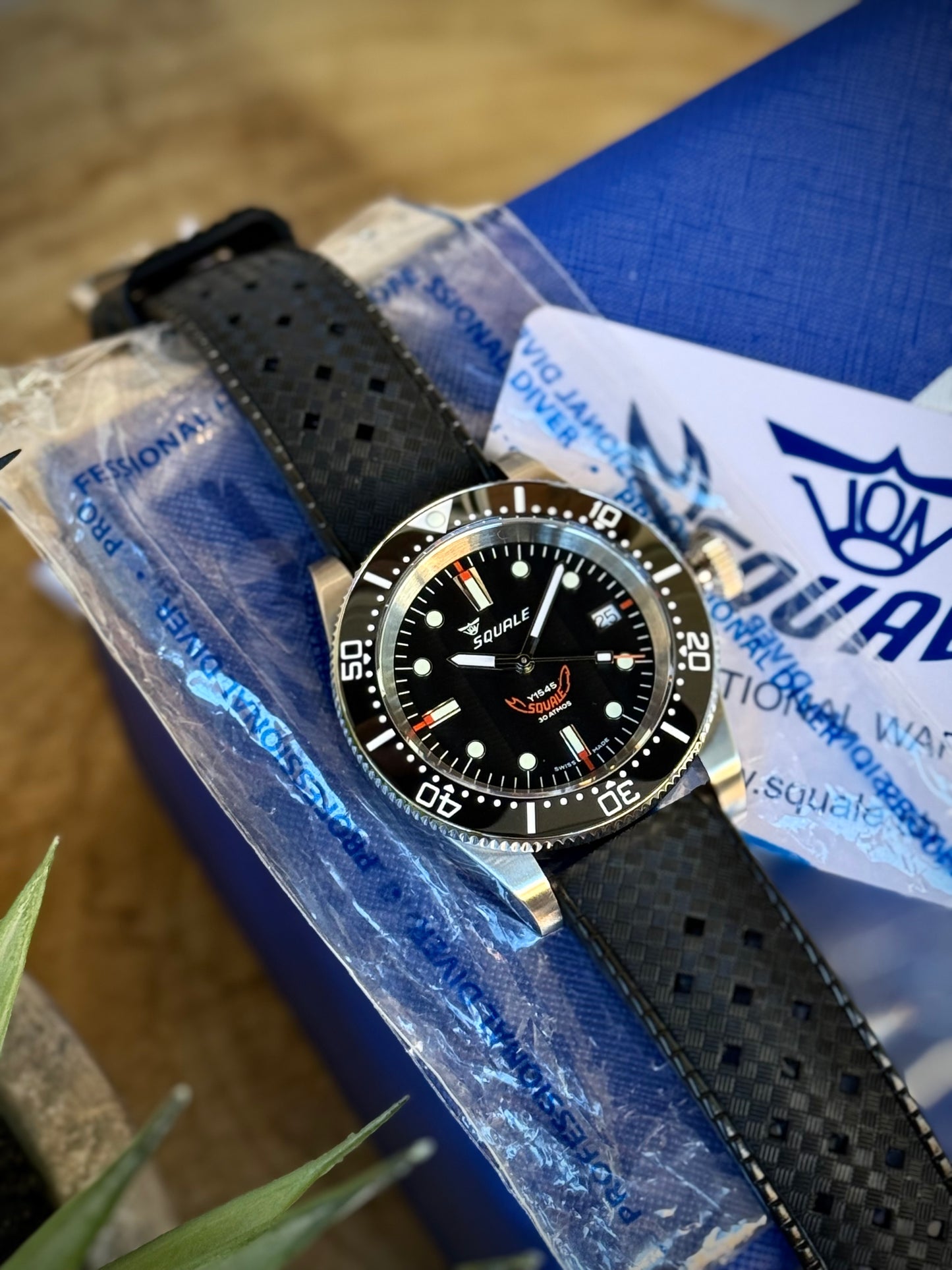 Squale 1545 Black Rubber