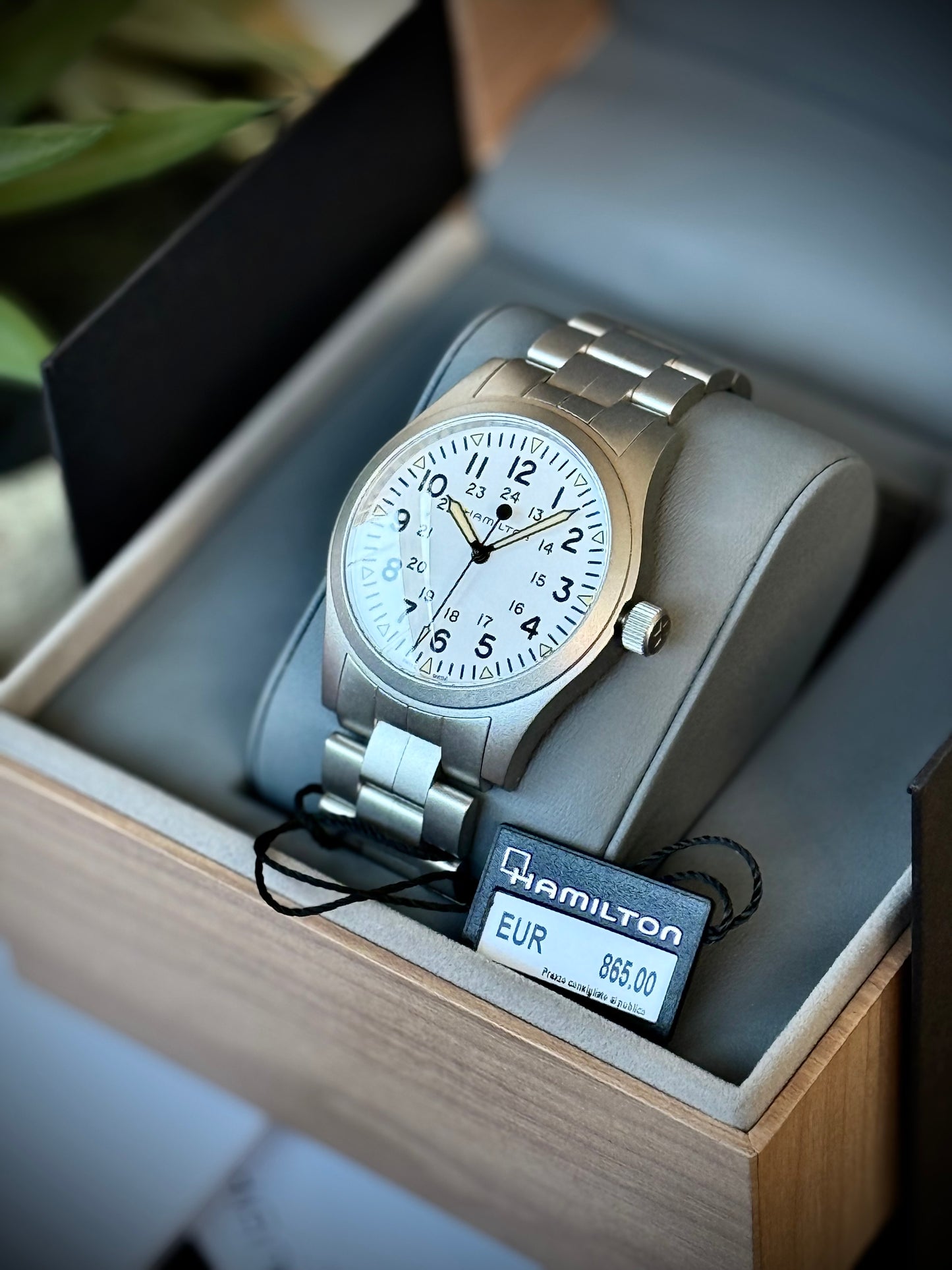 Hamilton Khaki Field 42 mm