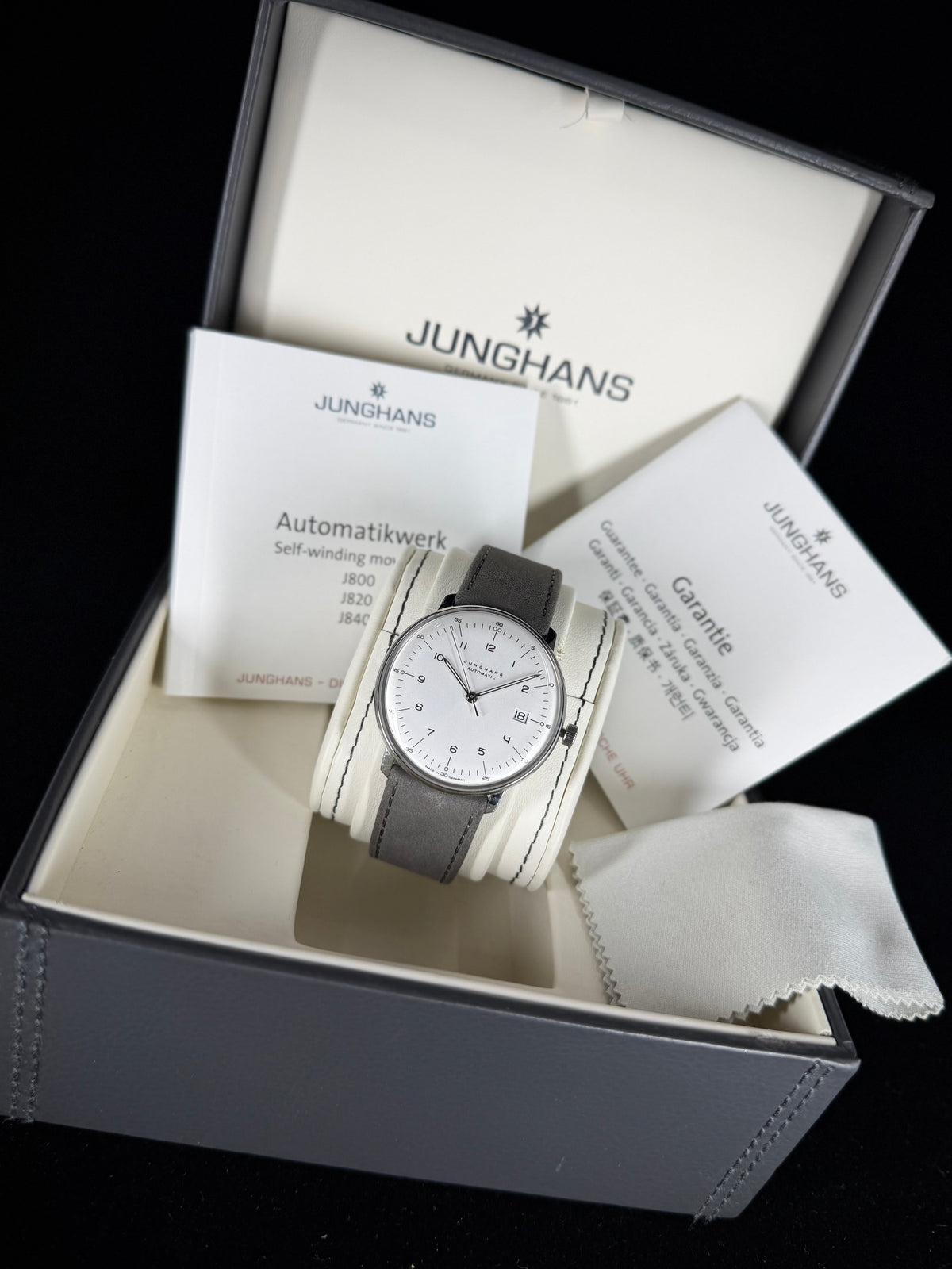 Junghans Max Bill
