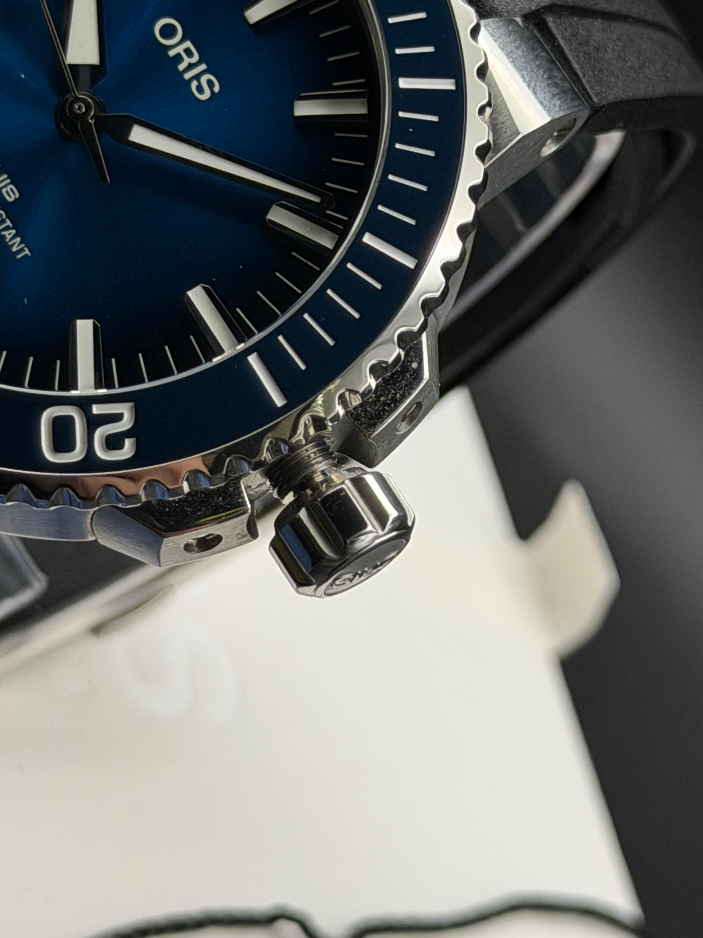 Oris Aquis Date 43.5 Calibre 400