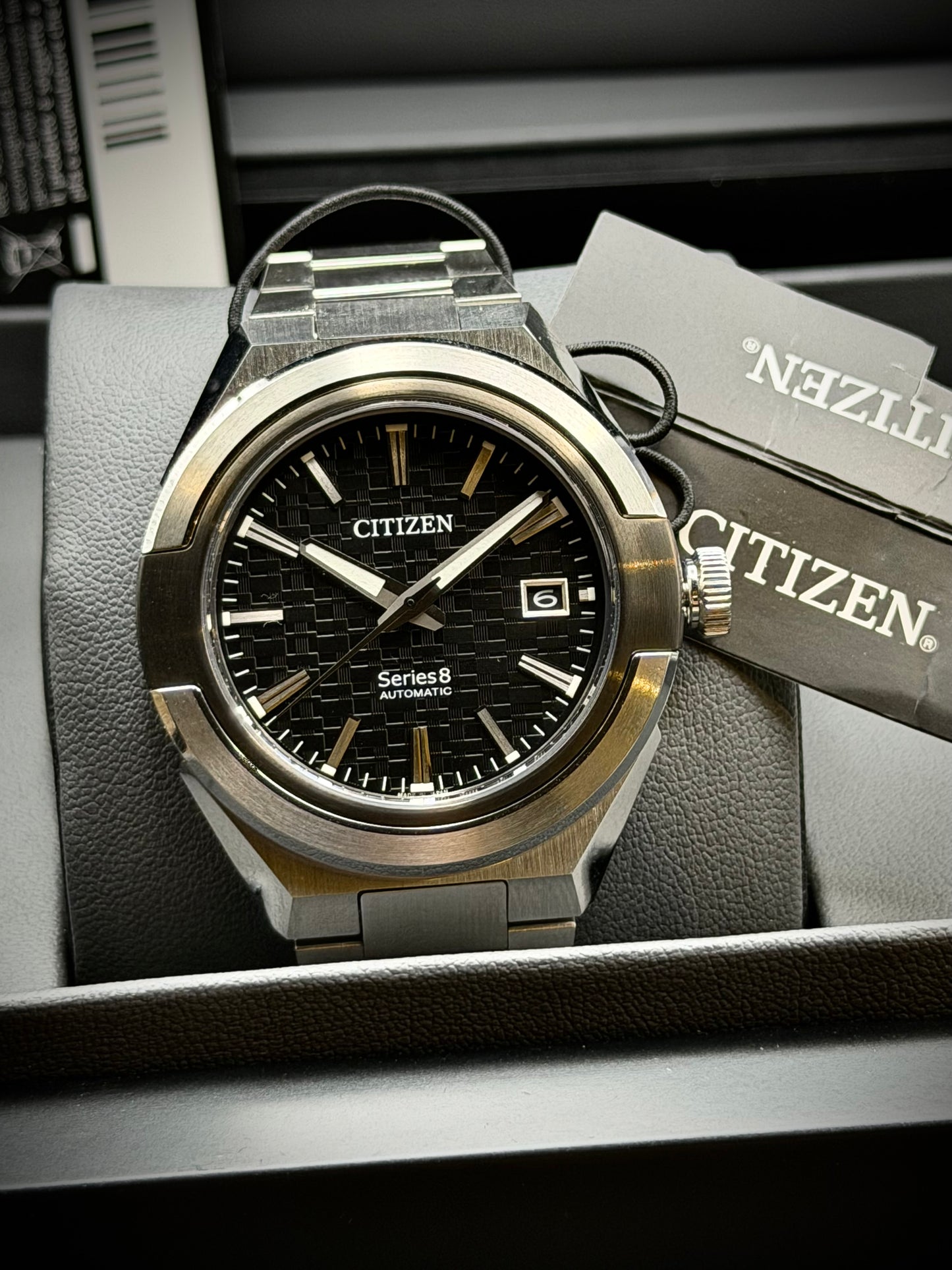 Citizen Serie 8