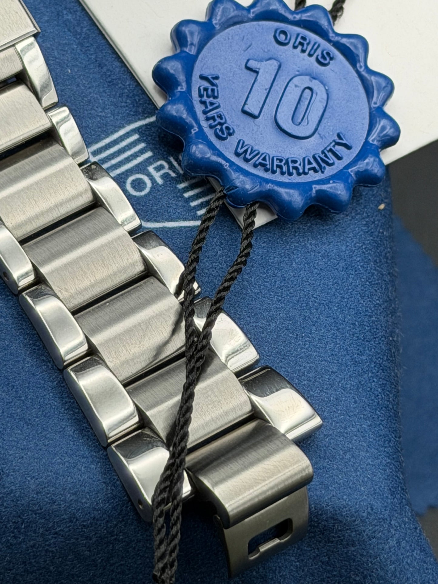 Oris Aquis Date 43.5 Calibre 400